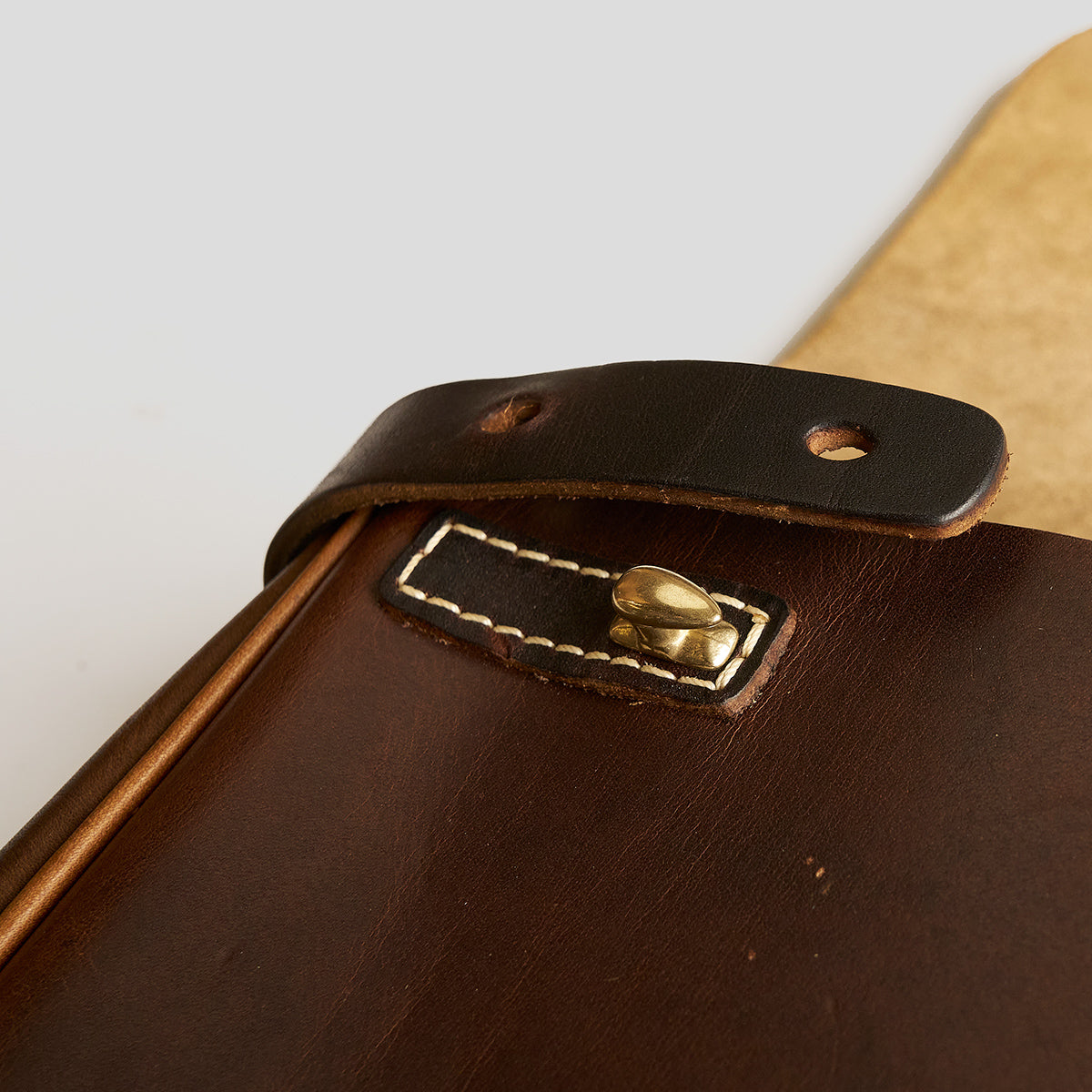 Vintage Horween® Mailbag #130 | Brown