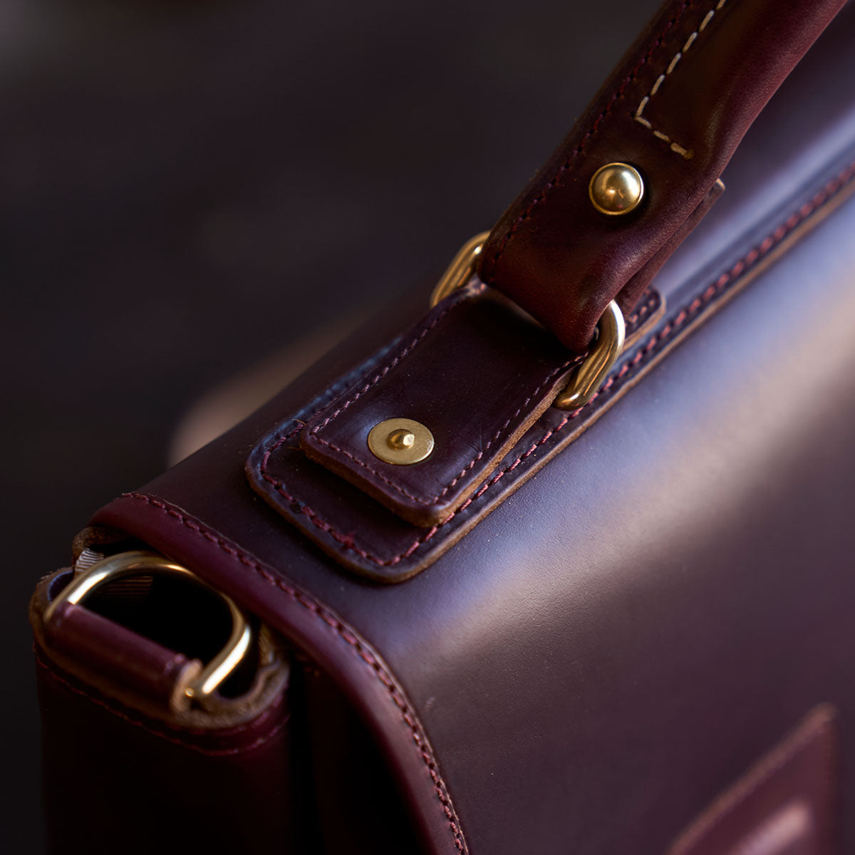 No. 201 Chromexcel® Messenger & Shell Cordovan | Color #8
