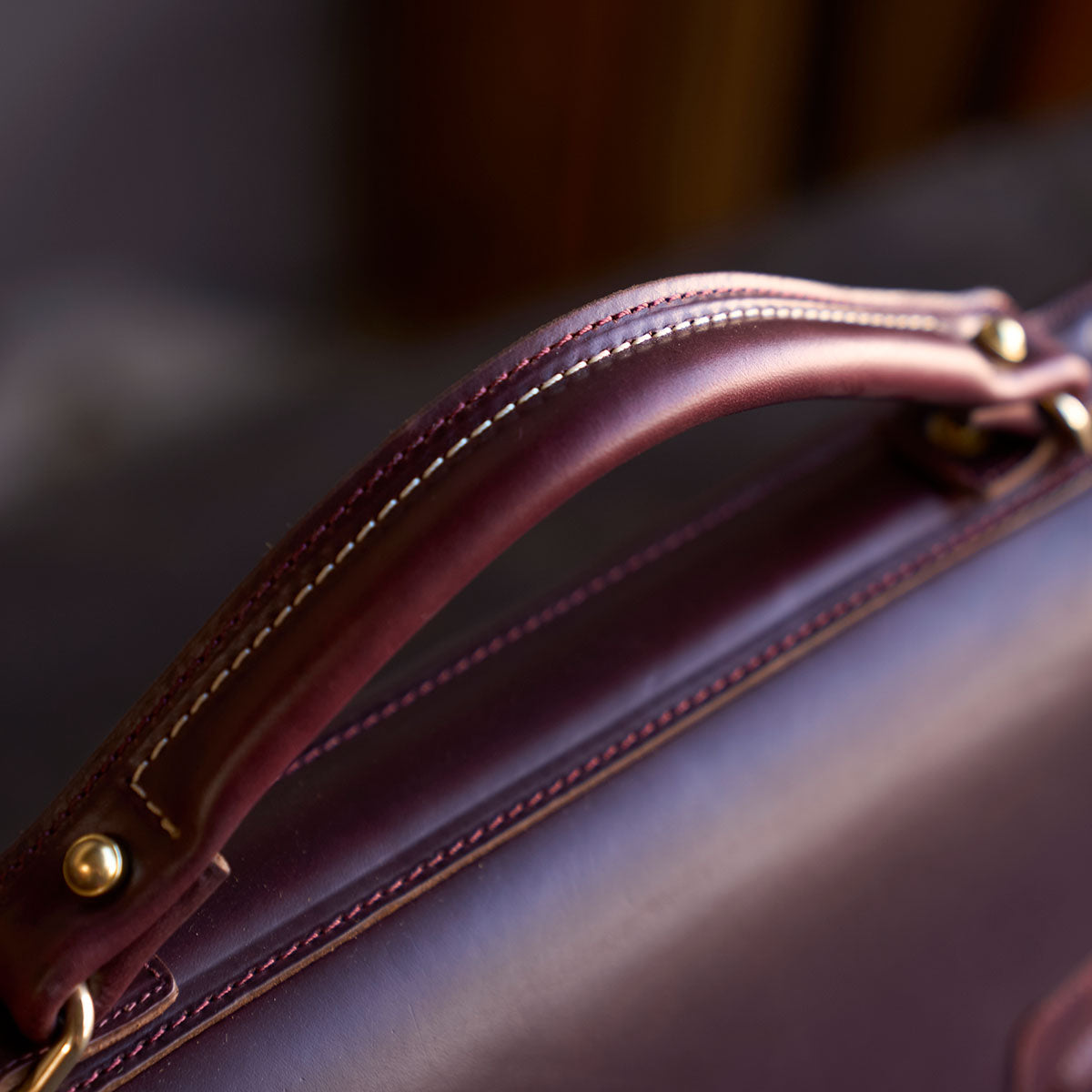 No. 201 Chromexcel® Messenger & Shell Cordovan | Color #8