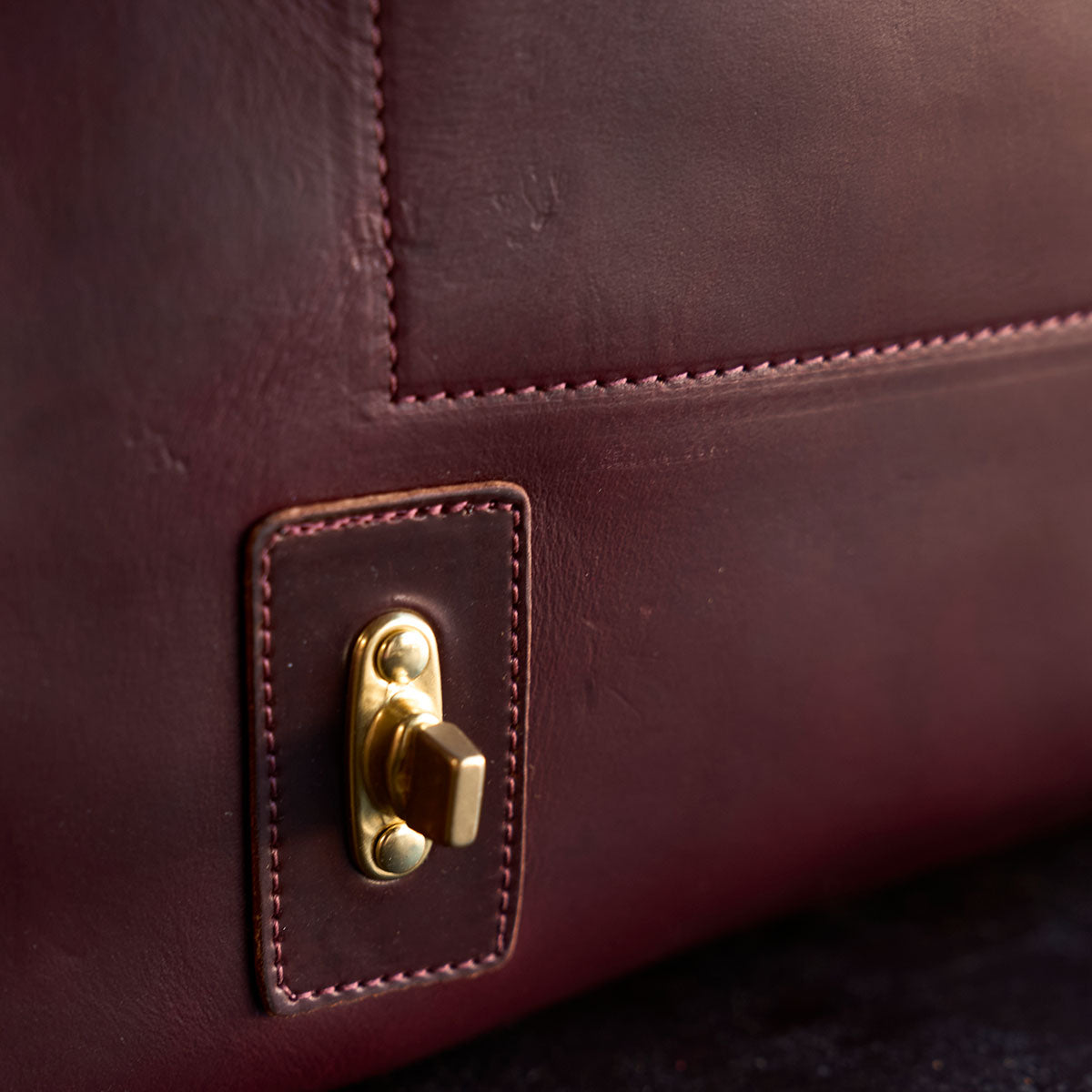 No. 201 Chromexcel® Messenger & Shell Cordovan | Color #8