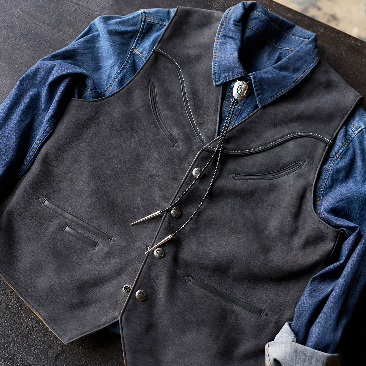 No.484 Vaquero Vest | Charcoal Nubuck