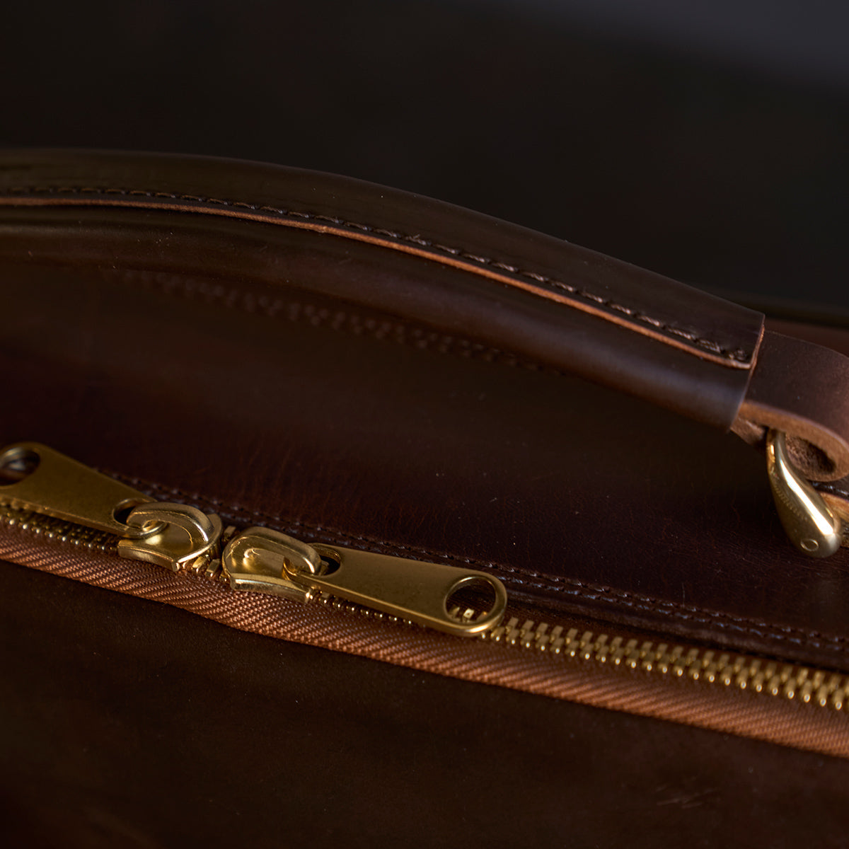 No.541 Chicago Shell Briefcase | Horween® Shell Dark Brown