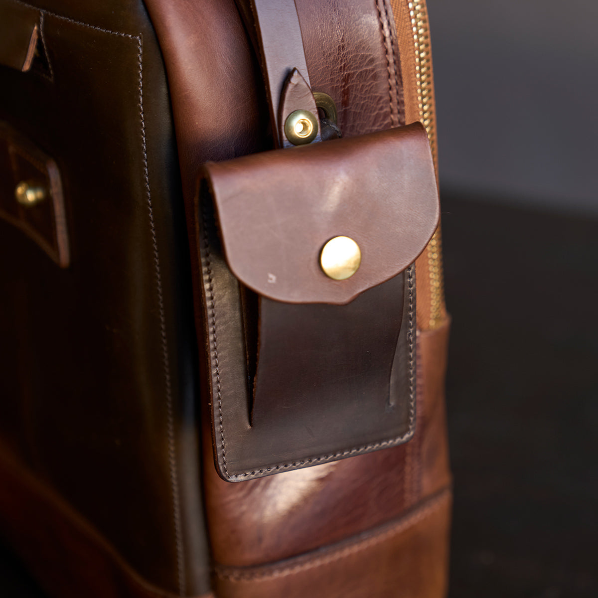 No.541 Chicago Shell Briefcase | Horween® Shell Dark Brown