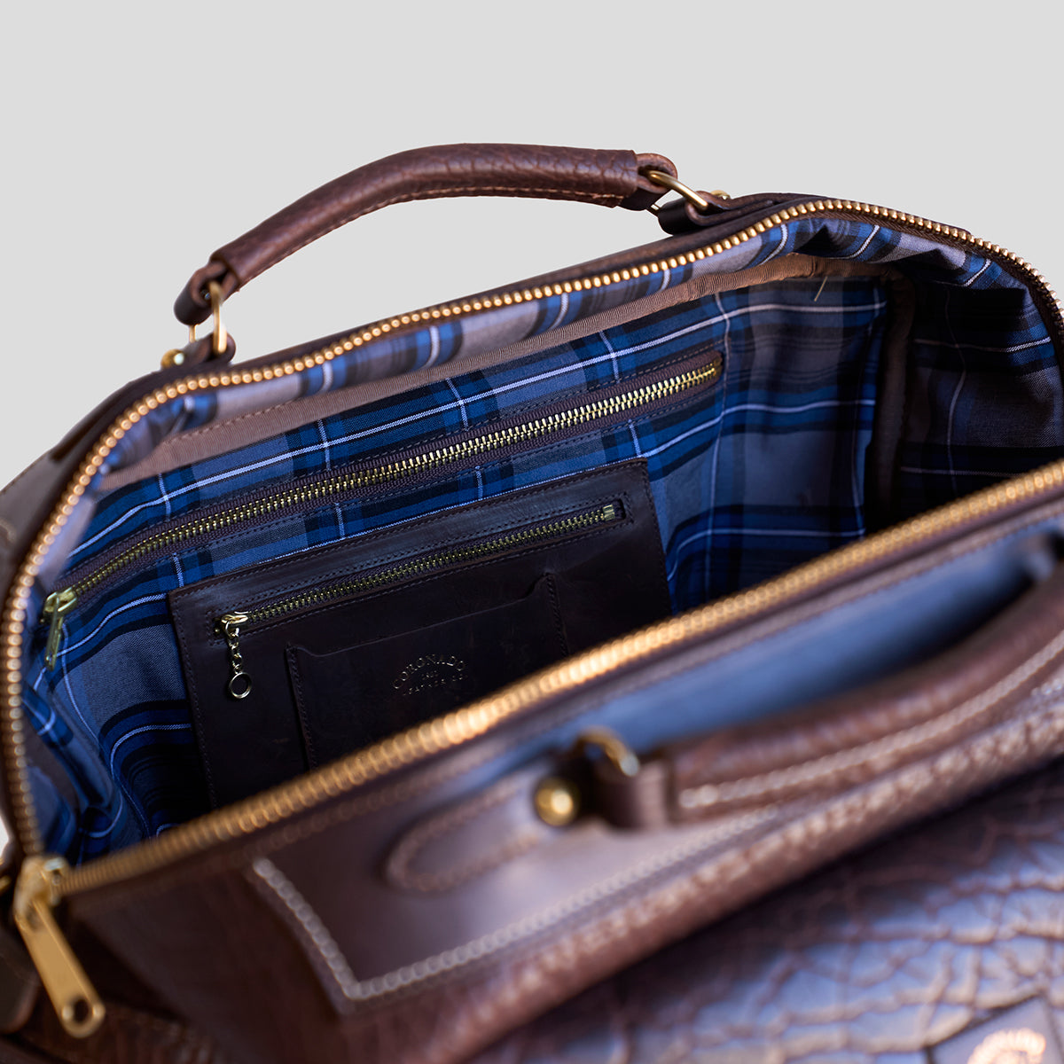 No.550 Weekender | LE Bison Dark Brown