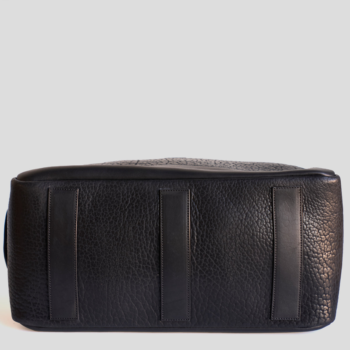 No.550 Weekender | LE Black Bison