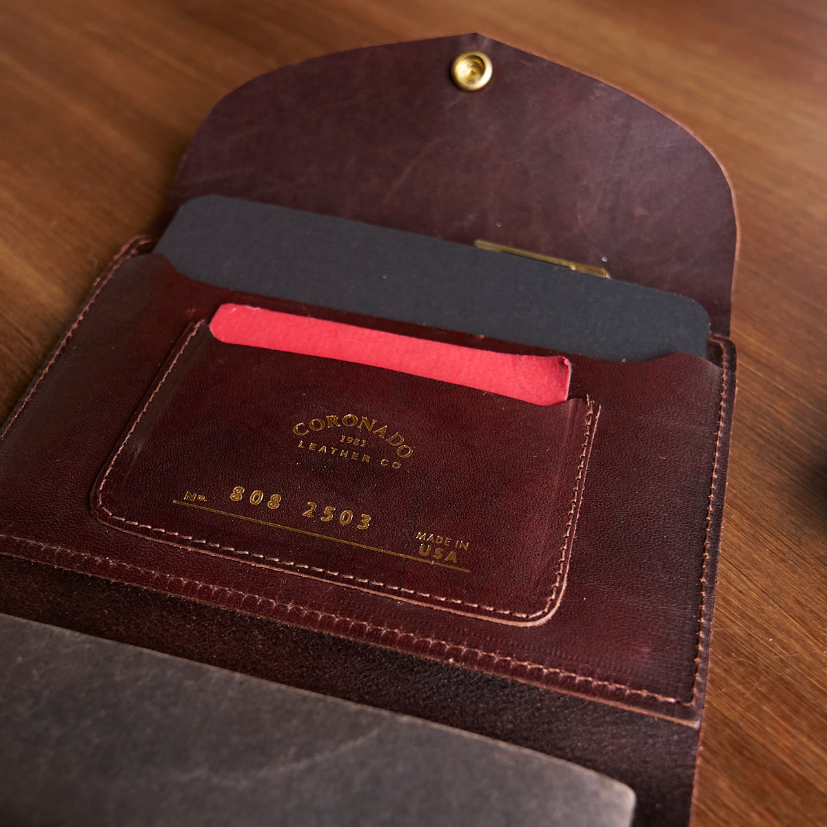 No.814 A4 Portfolio | Horween® Horsehide