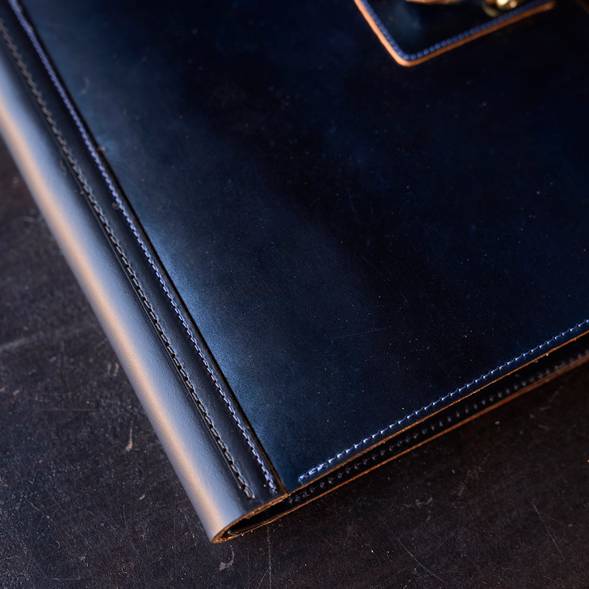 No.822 Portfolio A5 | Horween® Shell Cordovan (Navy)