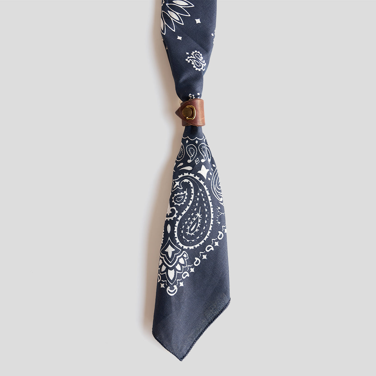 No.831 Bandana & Leather Keeper | Stone-Washed