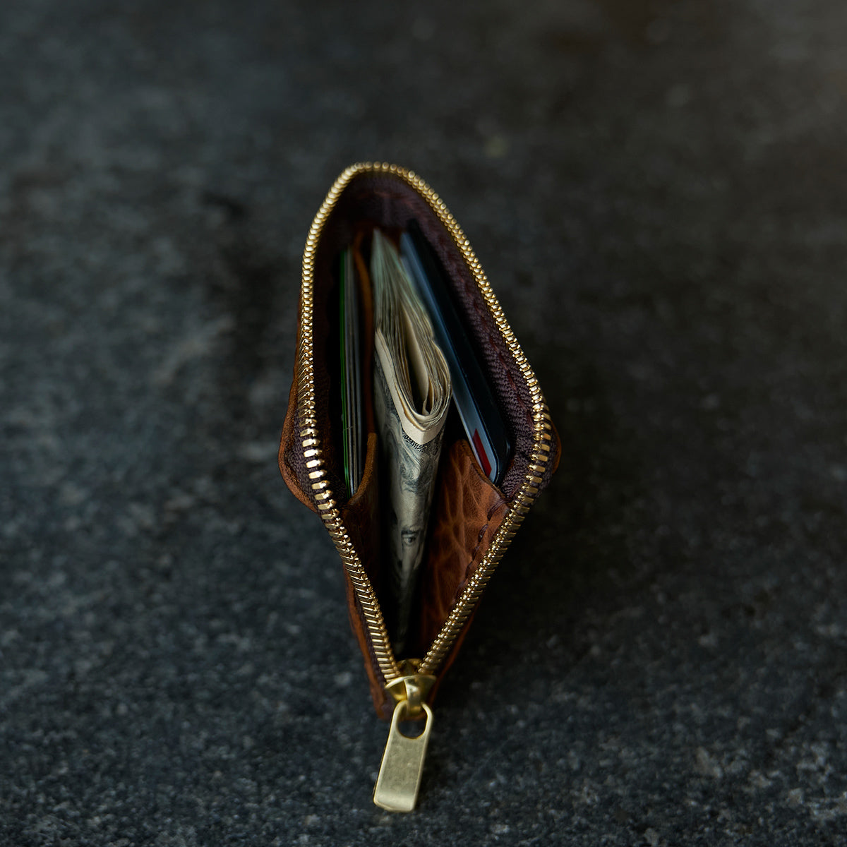 Bison Half-Zip Wallet | Black