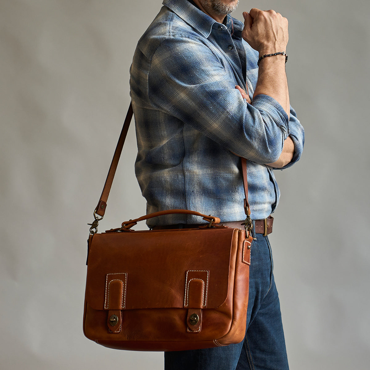 No.201 Americana Messenger | Horween® Natural