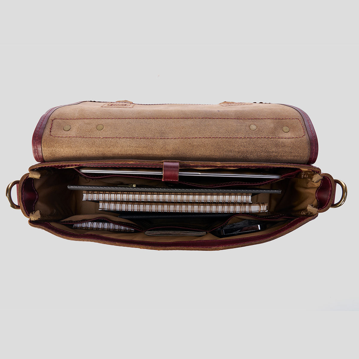 No. 201 Chromexcel® Messenger | #8