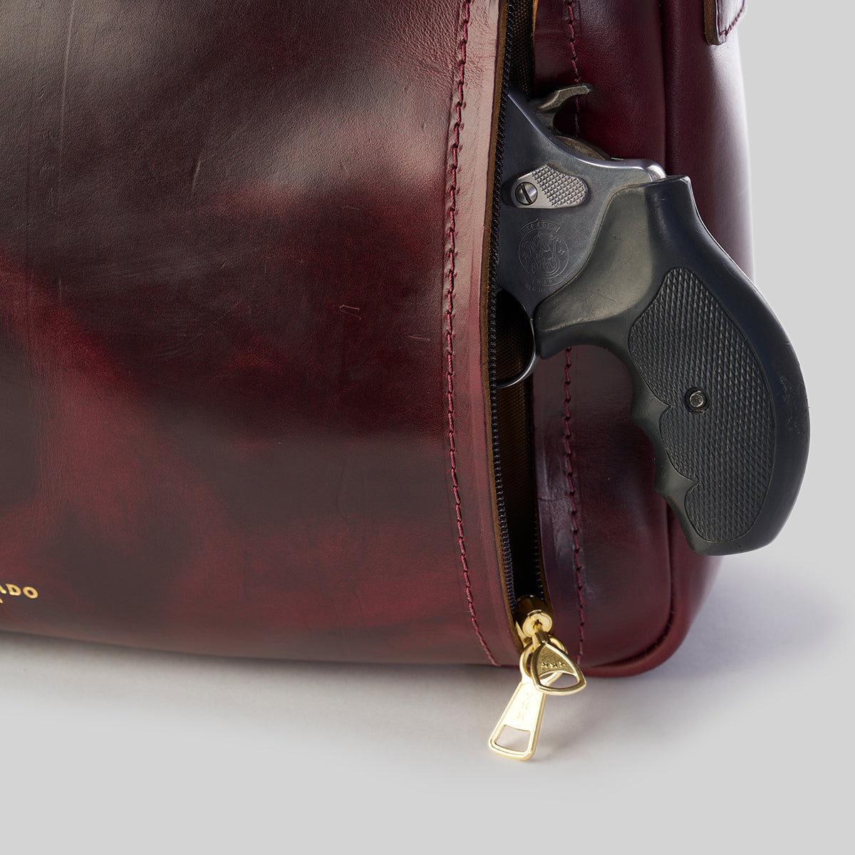 No. 201 Chromexcel® Messenger | #8