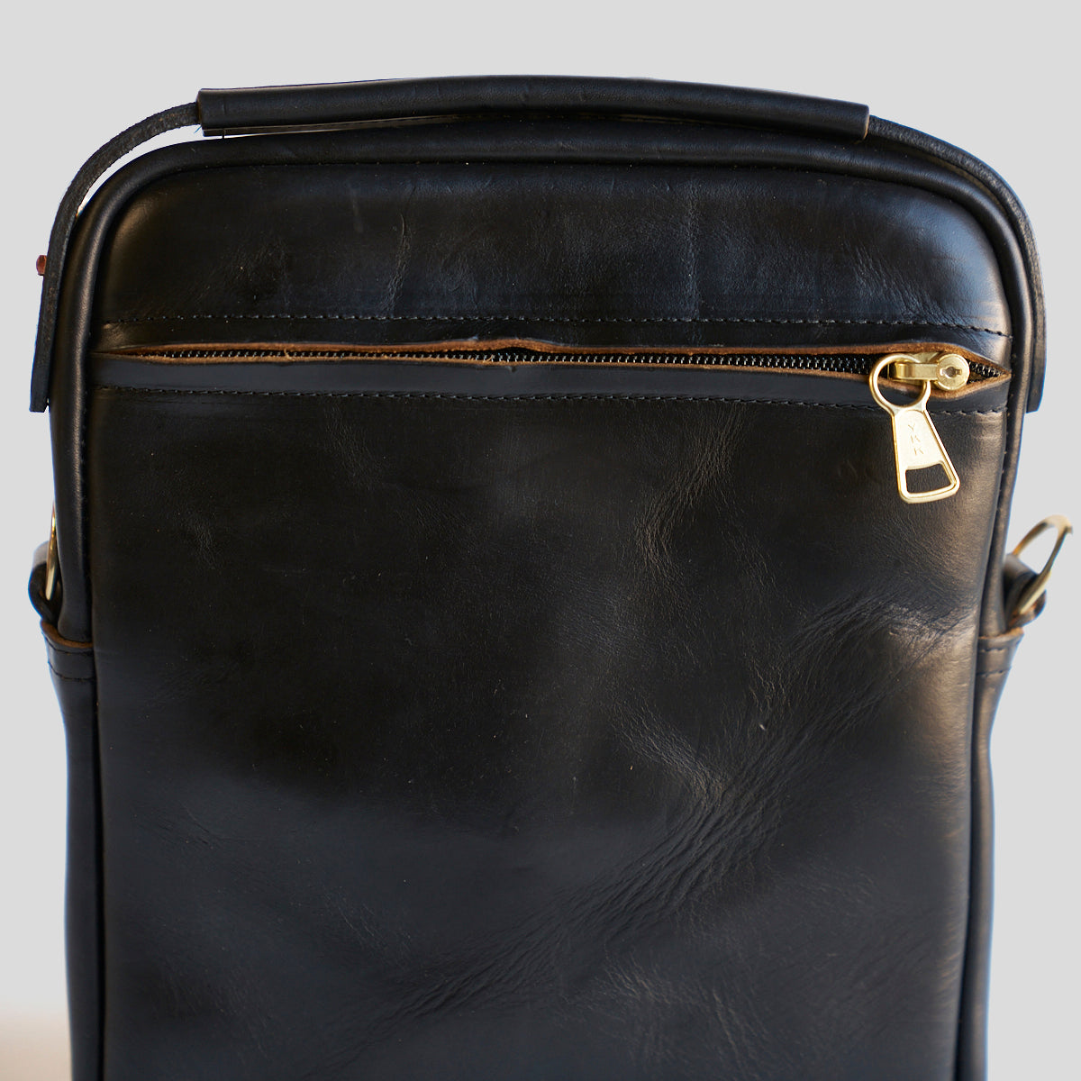 The Primo Crossbody No.277 | CXL® Black