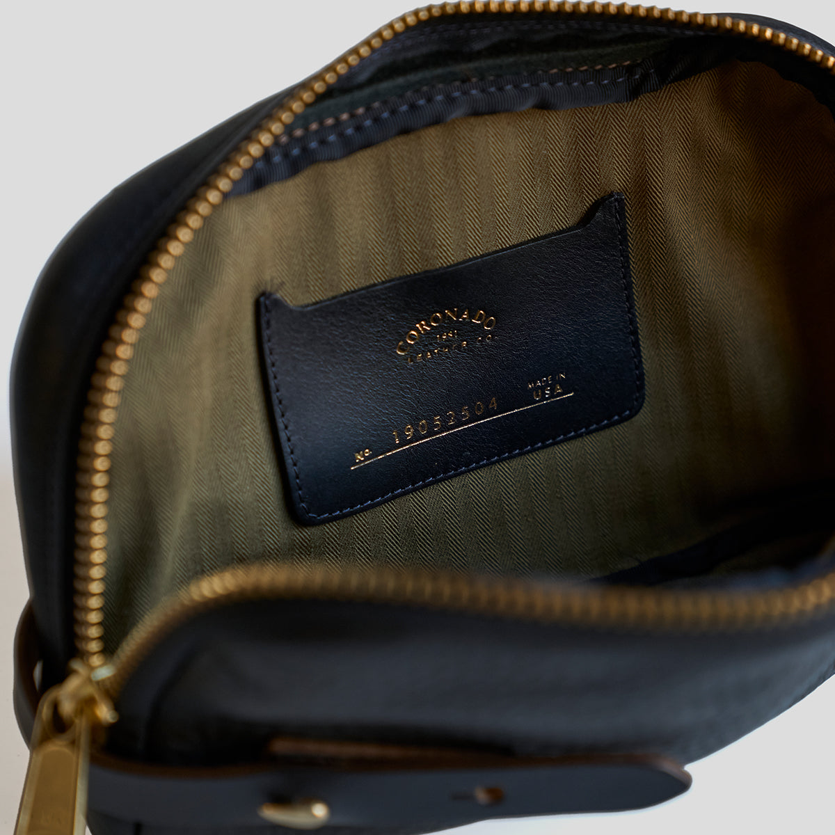 Horween® 1905 Tumbling Travel Set | No. 2504