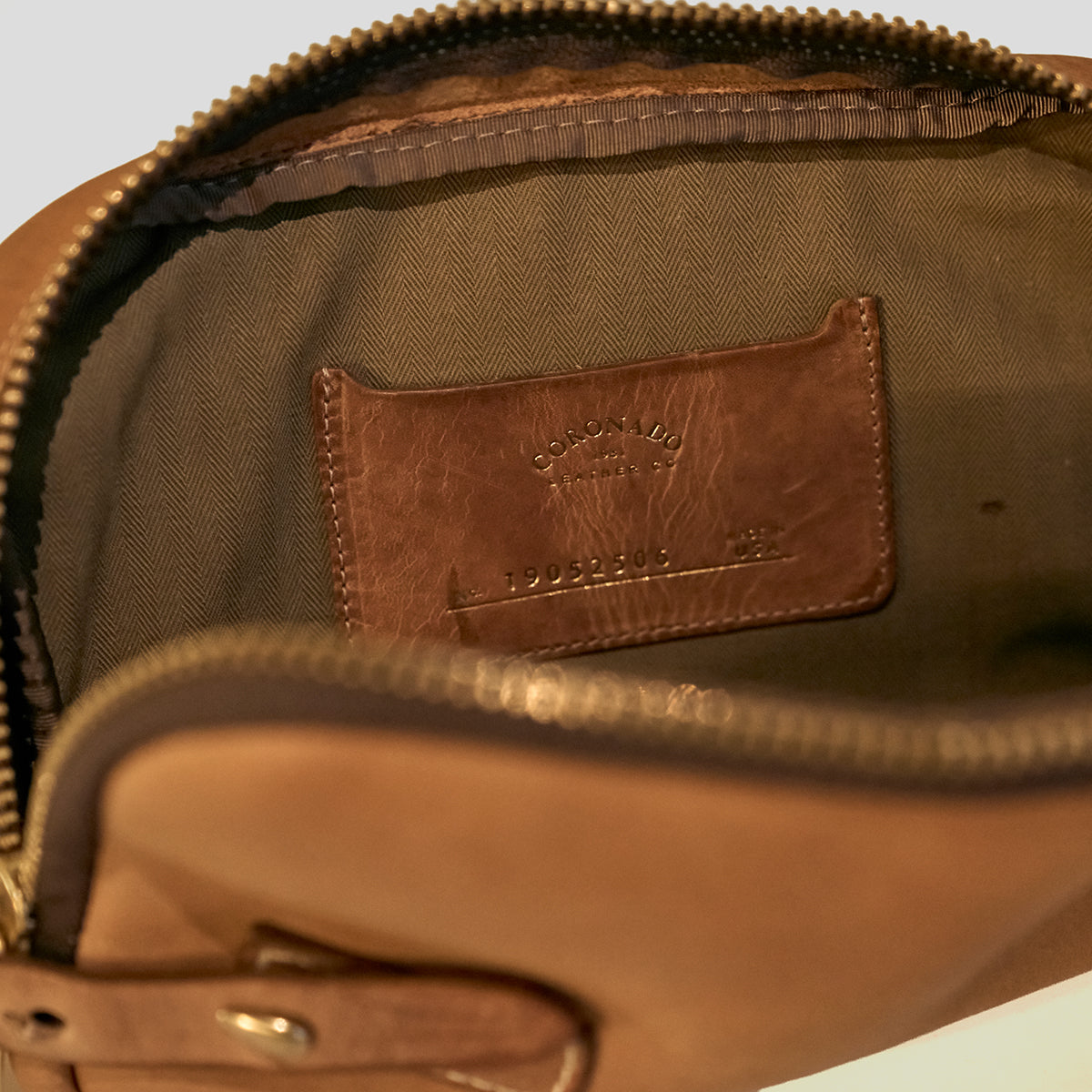 Horween® 1905 Tumbling Travel Set | No. 2506