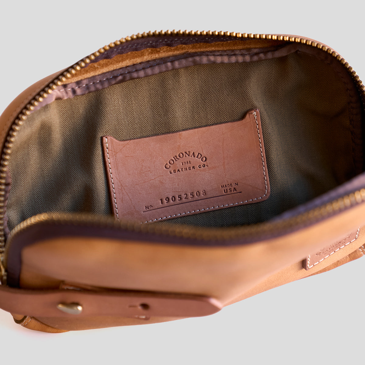 Horween® 1905 Tumbling Travel Set | No. 2508