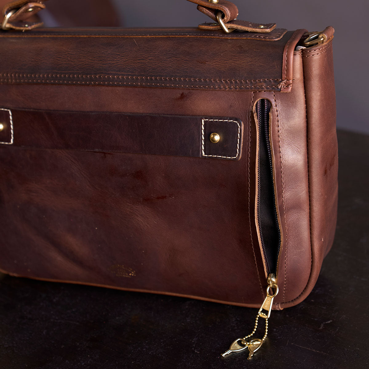 No.201 Messenger | Americana Brown