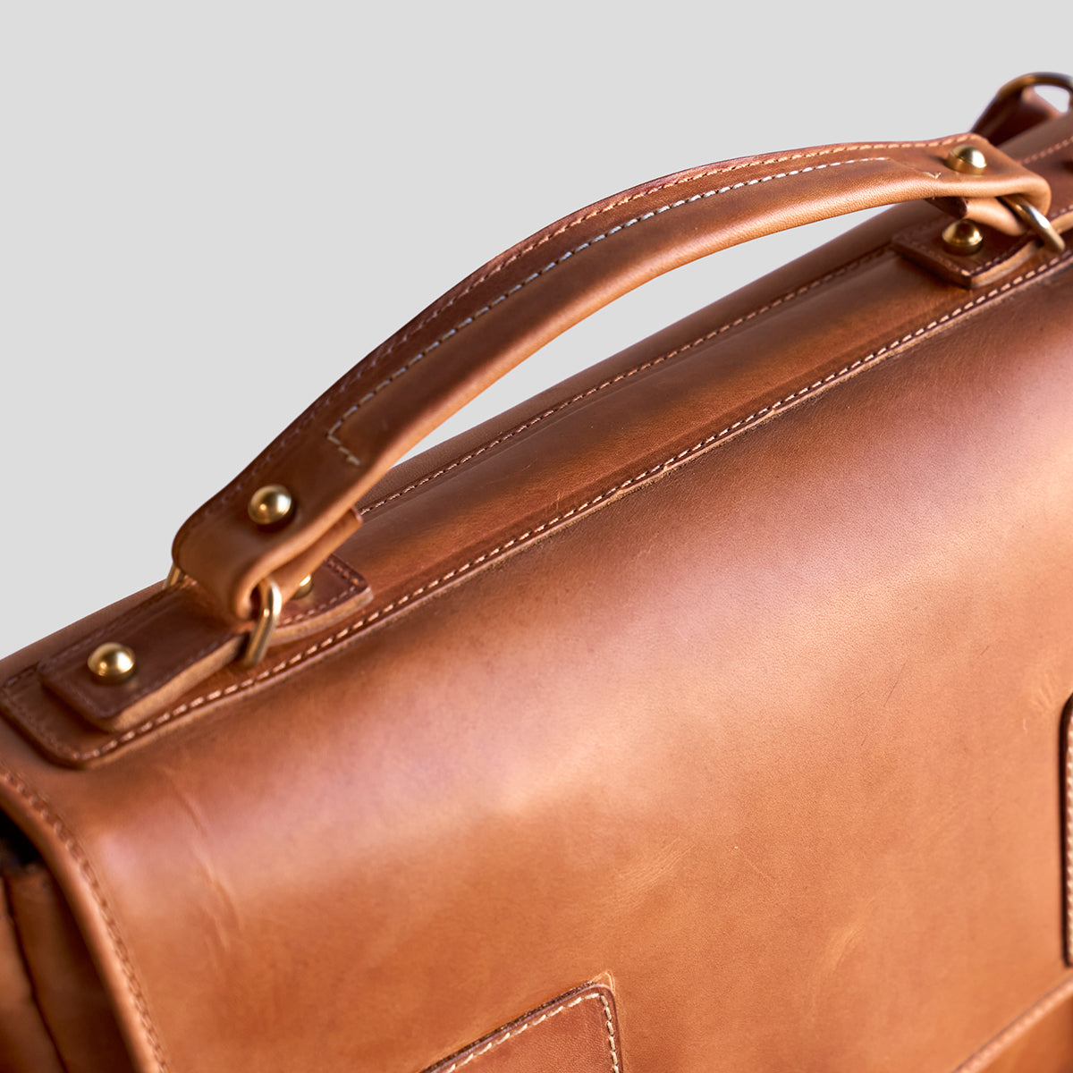 No.201 Americana Messenger | Horween® Natural
