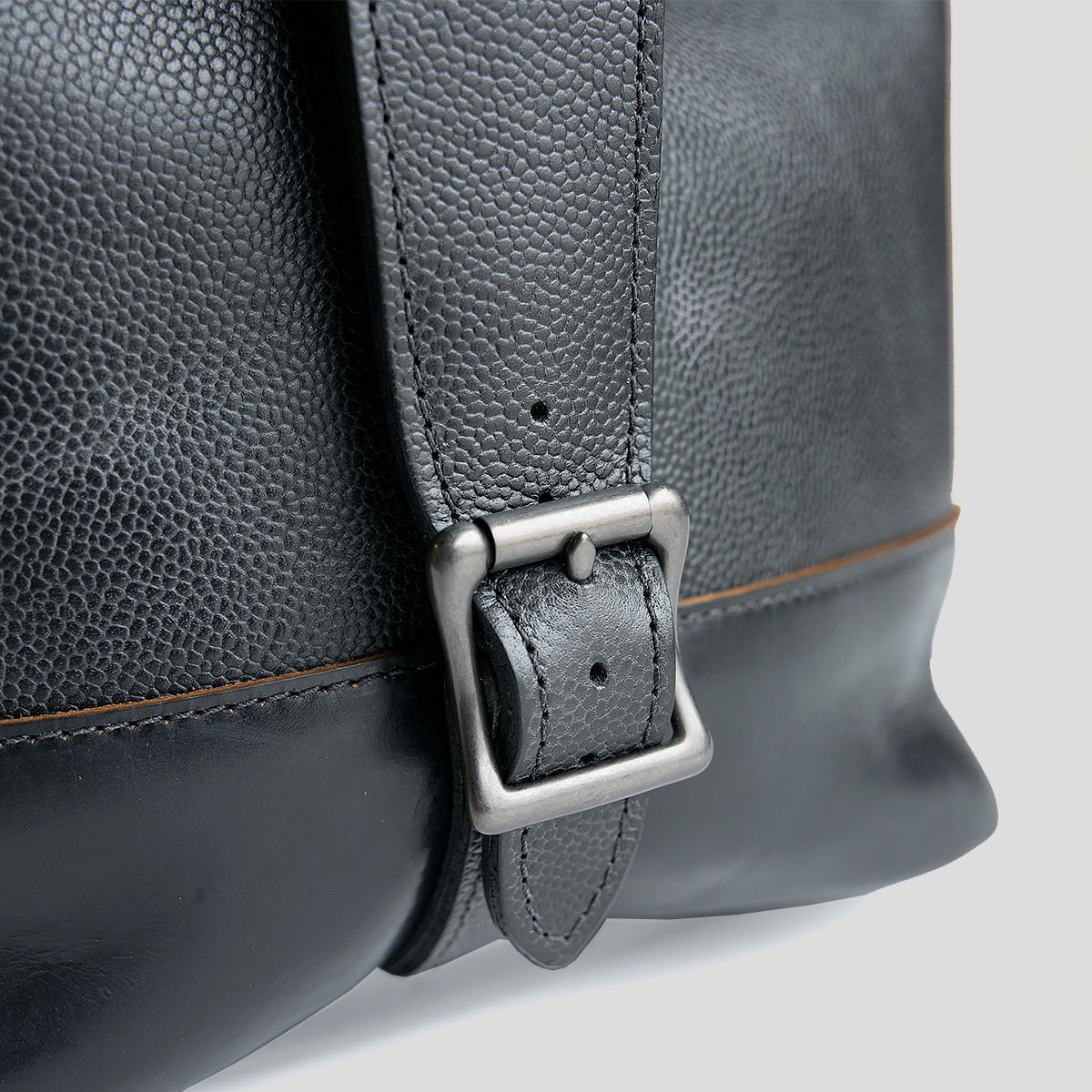 No.300 Field Duffel Horween Football Black | LE x5 Made