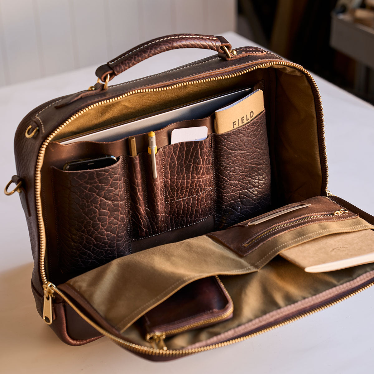 No.540 Attaché Case | LE Bison Brown