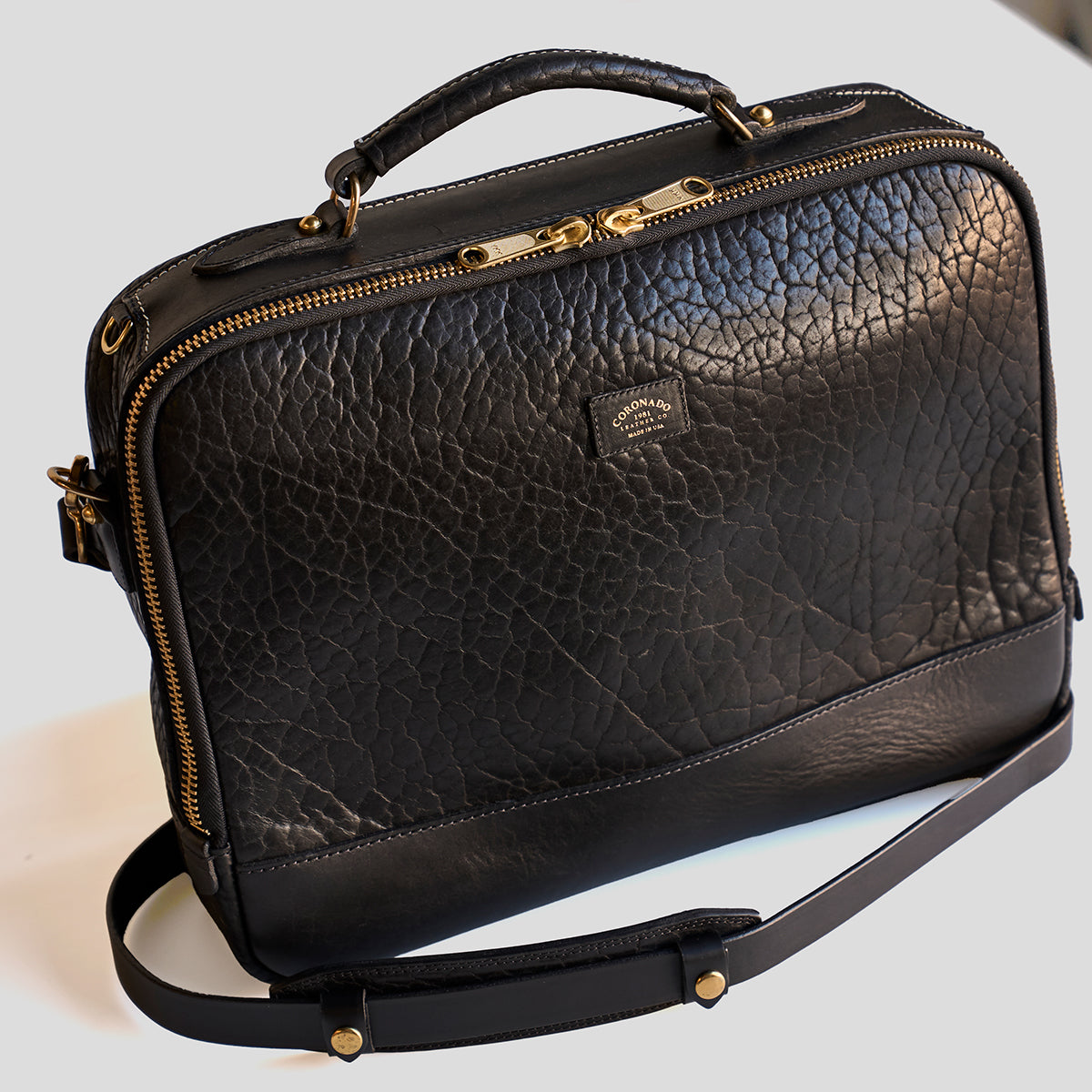 No.540 Attaché Case | LE Bison Black