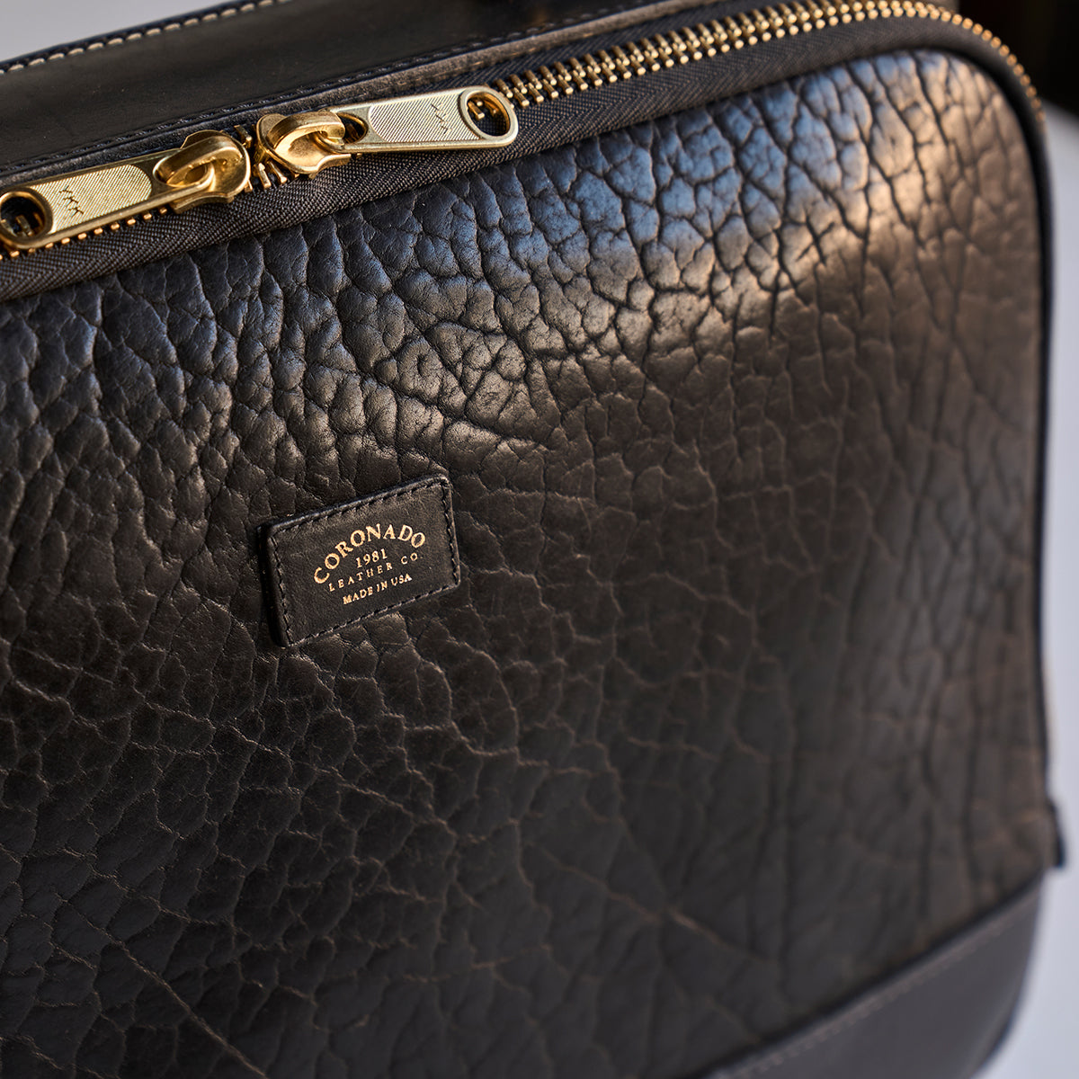 No.540 Attaché Case | LE Bison Black