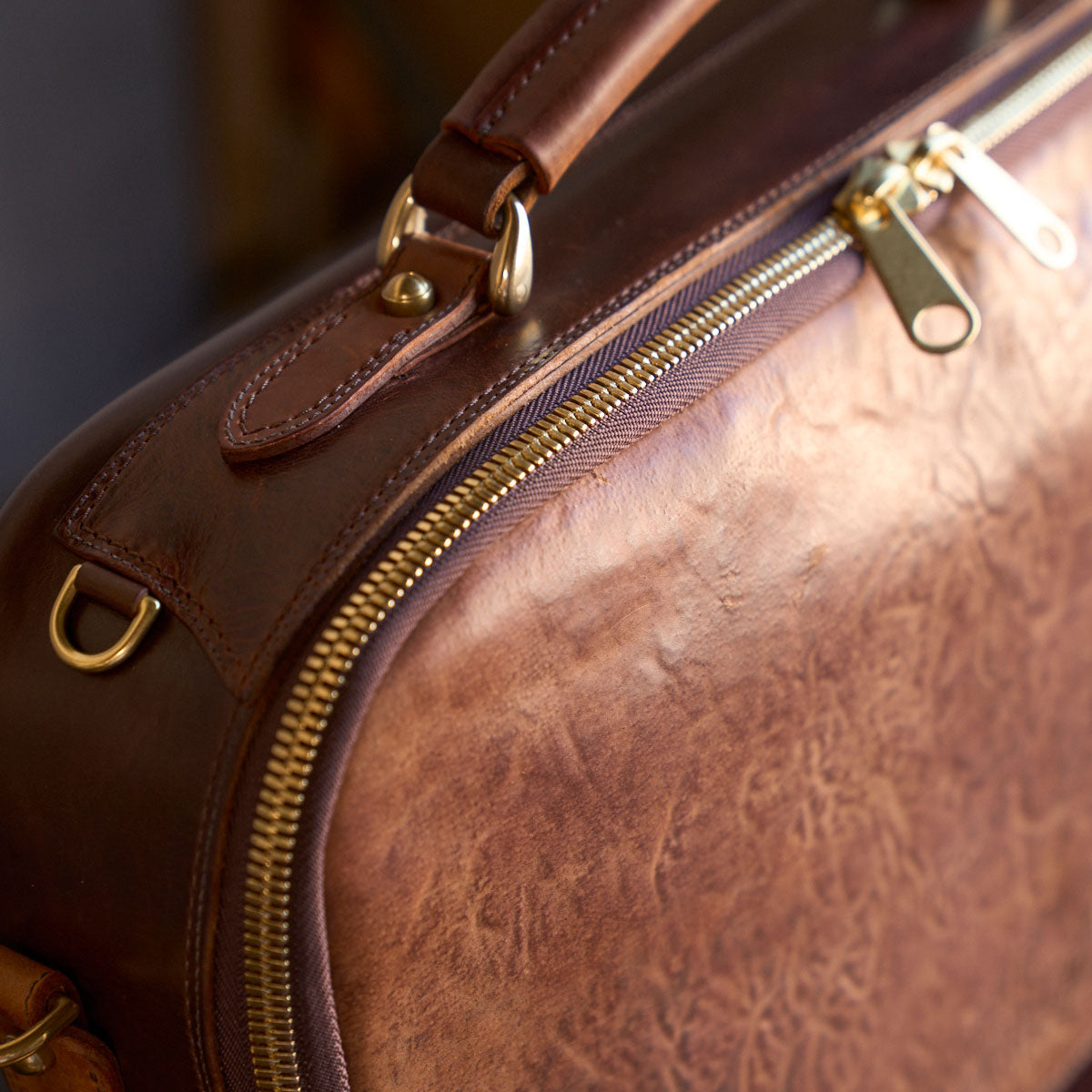 No.541 Chicago Shell Briefcase | Horween® Tumbled Bourbon Cordovan