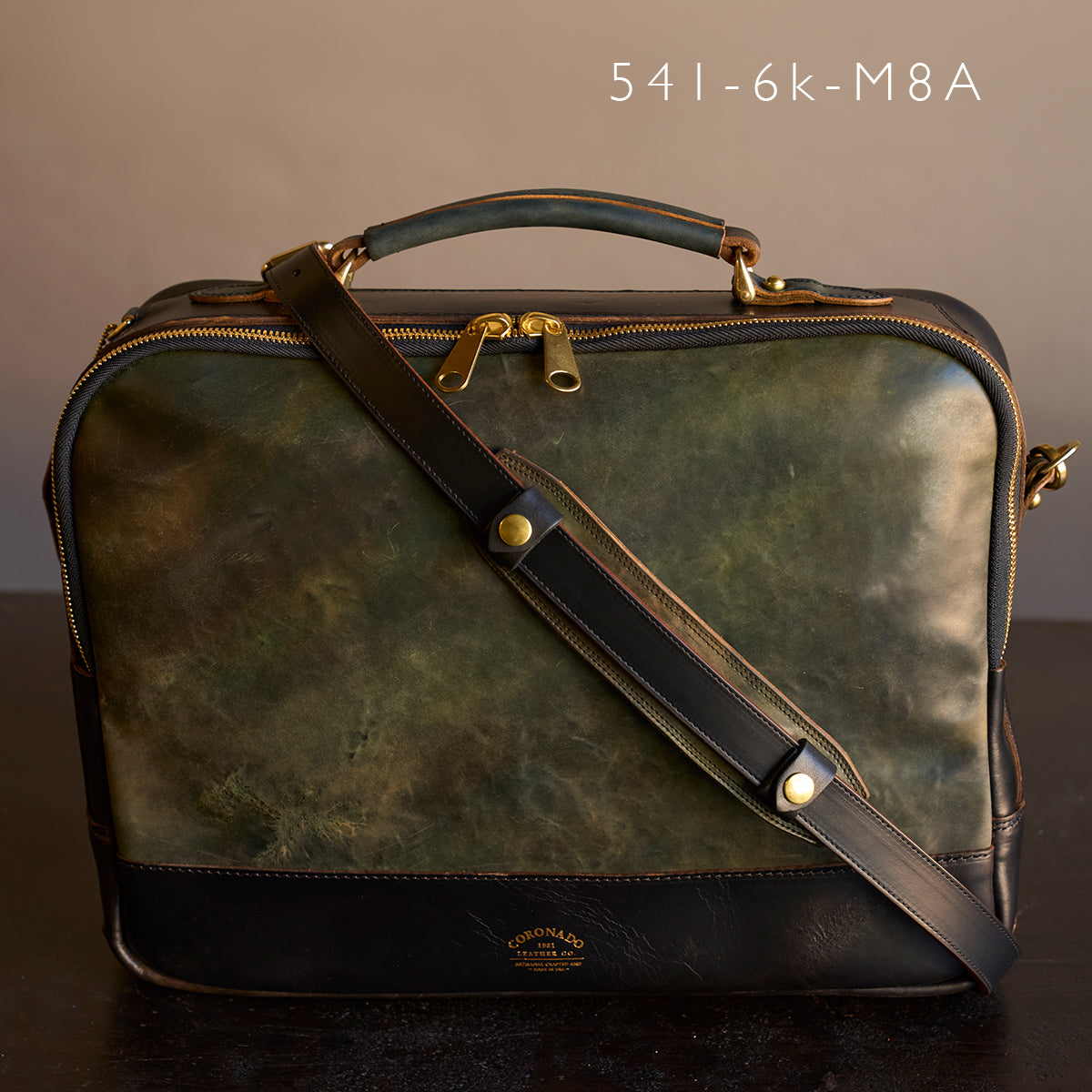 No.541 Chicago Shell Briefcase | Horween® Marbled Black