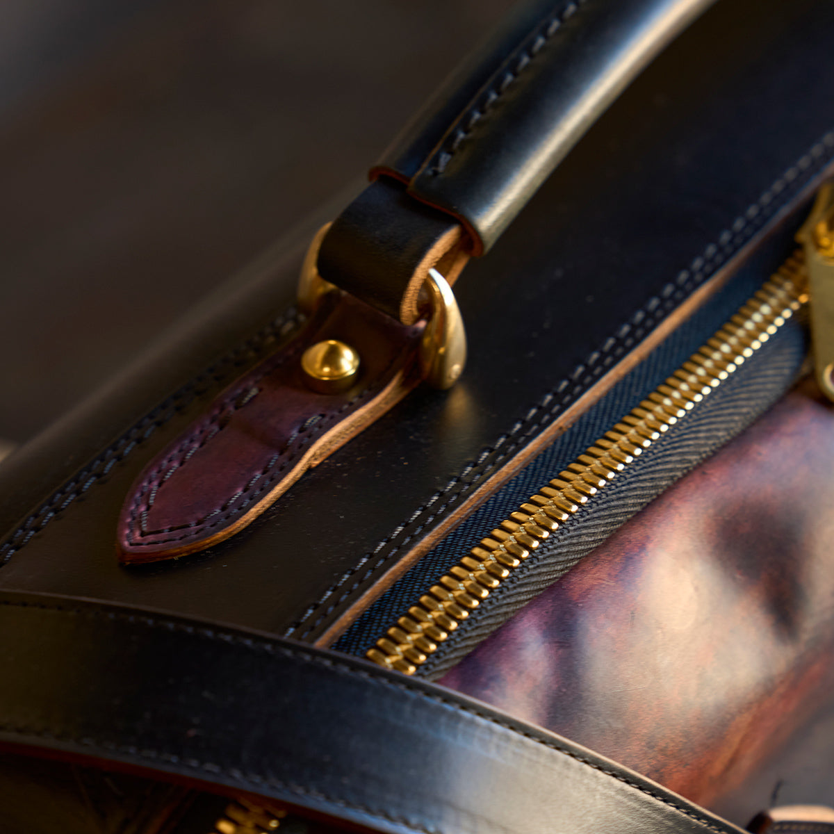 No.541 Chicago Shell Briefcase | Horween® Marbled Black