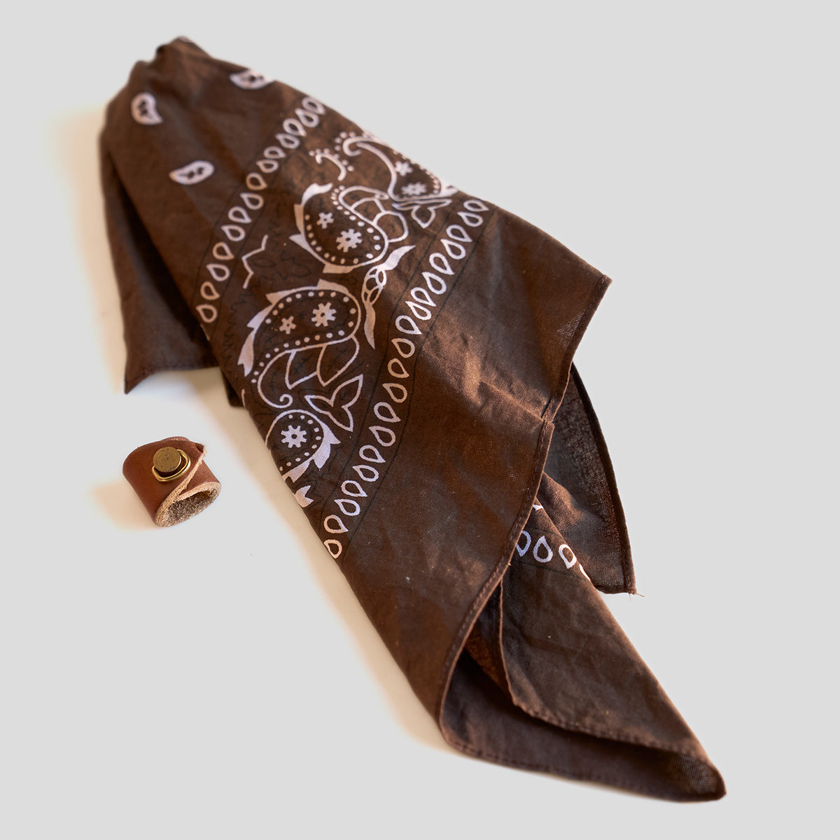 No.831 Bandana & Leather Keeper | Stone-Washed