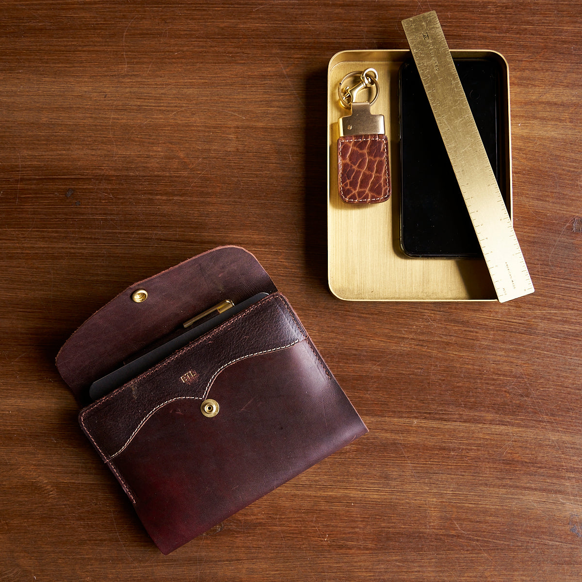 No.812 B5 Portfolio | Horween® Horsehide
