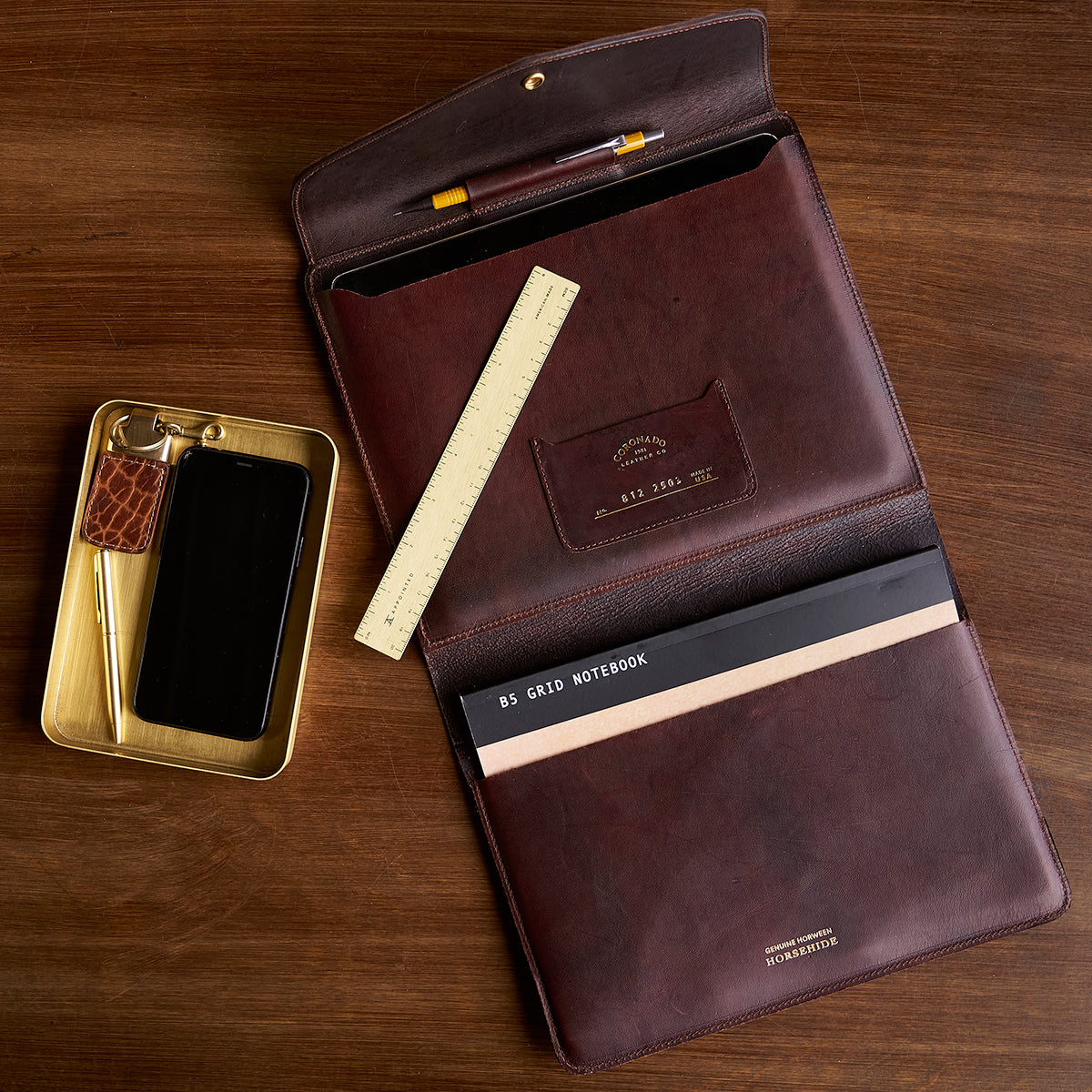 No.812 B5 Portfolio | Horween® Horsehide
