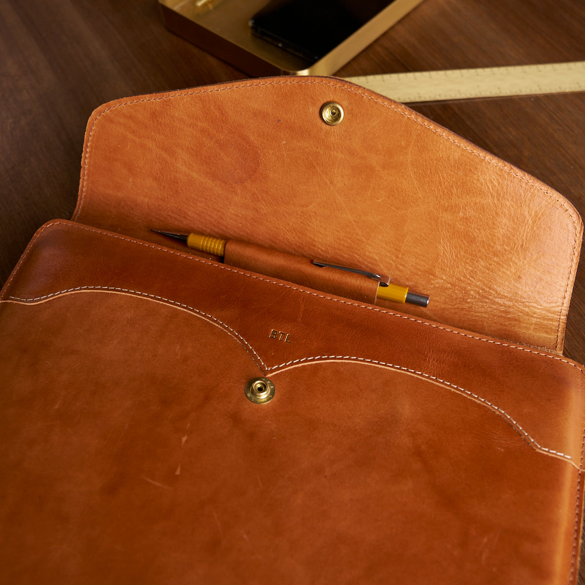 No.812 B5 Portfolio | Horween® Timber Tanned Calf