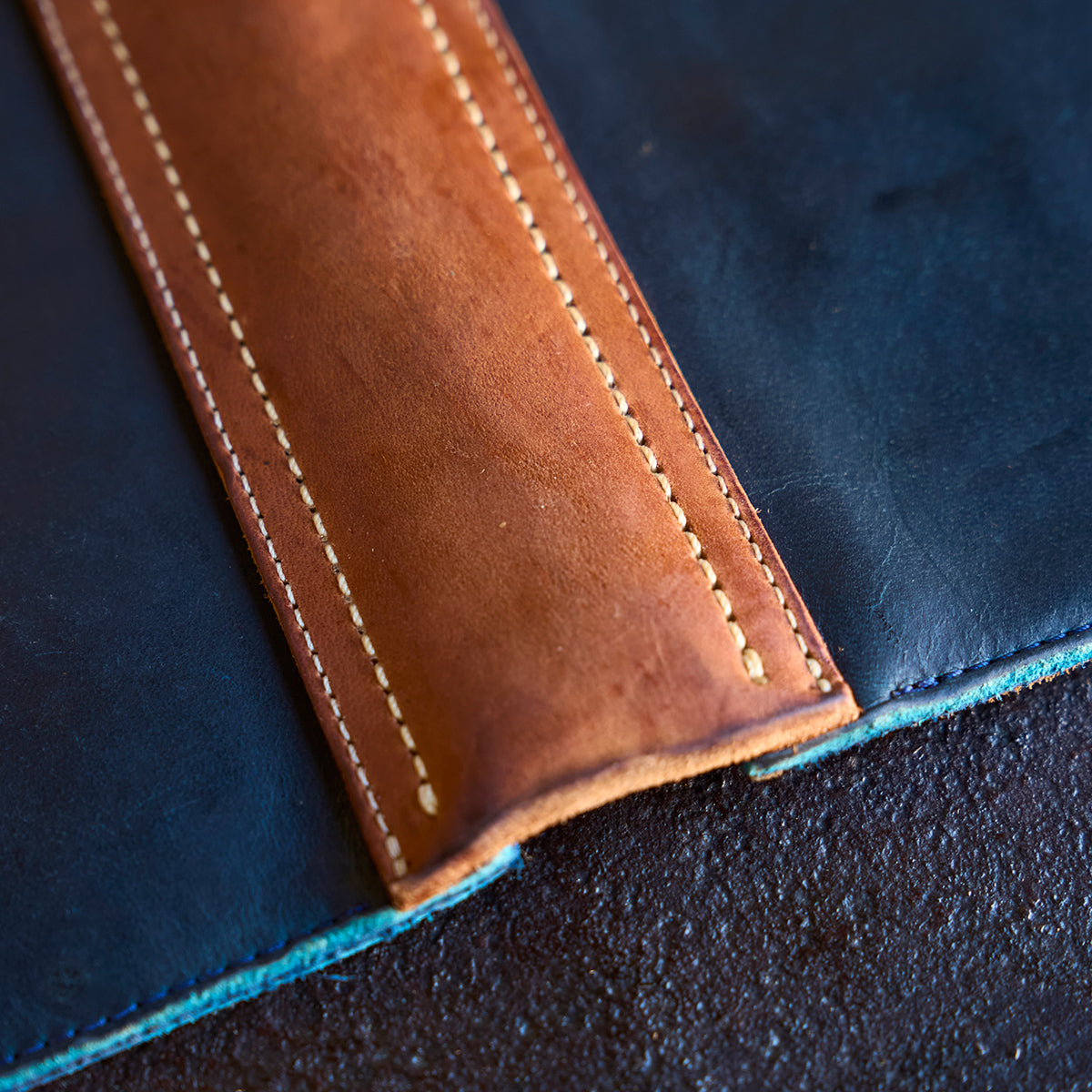 No.820 Portfolio A5 | Stone-Washed Indigo & Tan