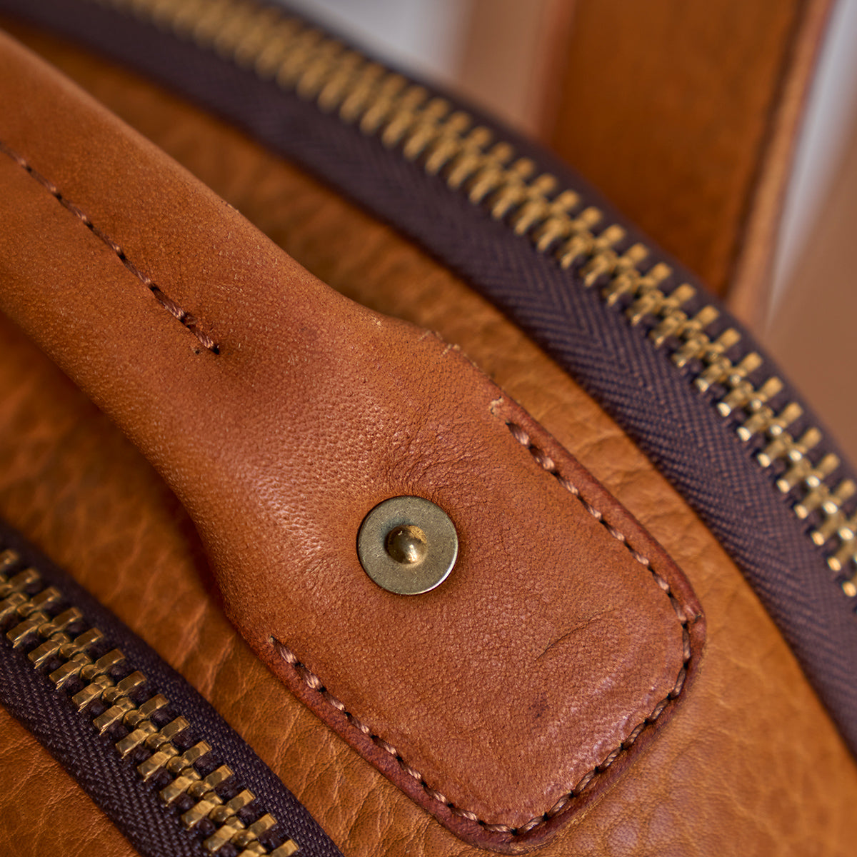 No.950 Clark II Backpack | Olive-Tanned English Tan Bullhide