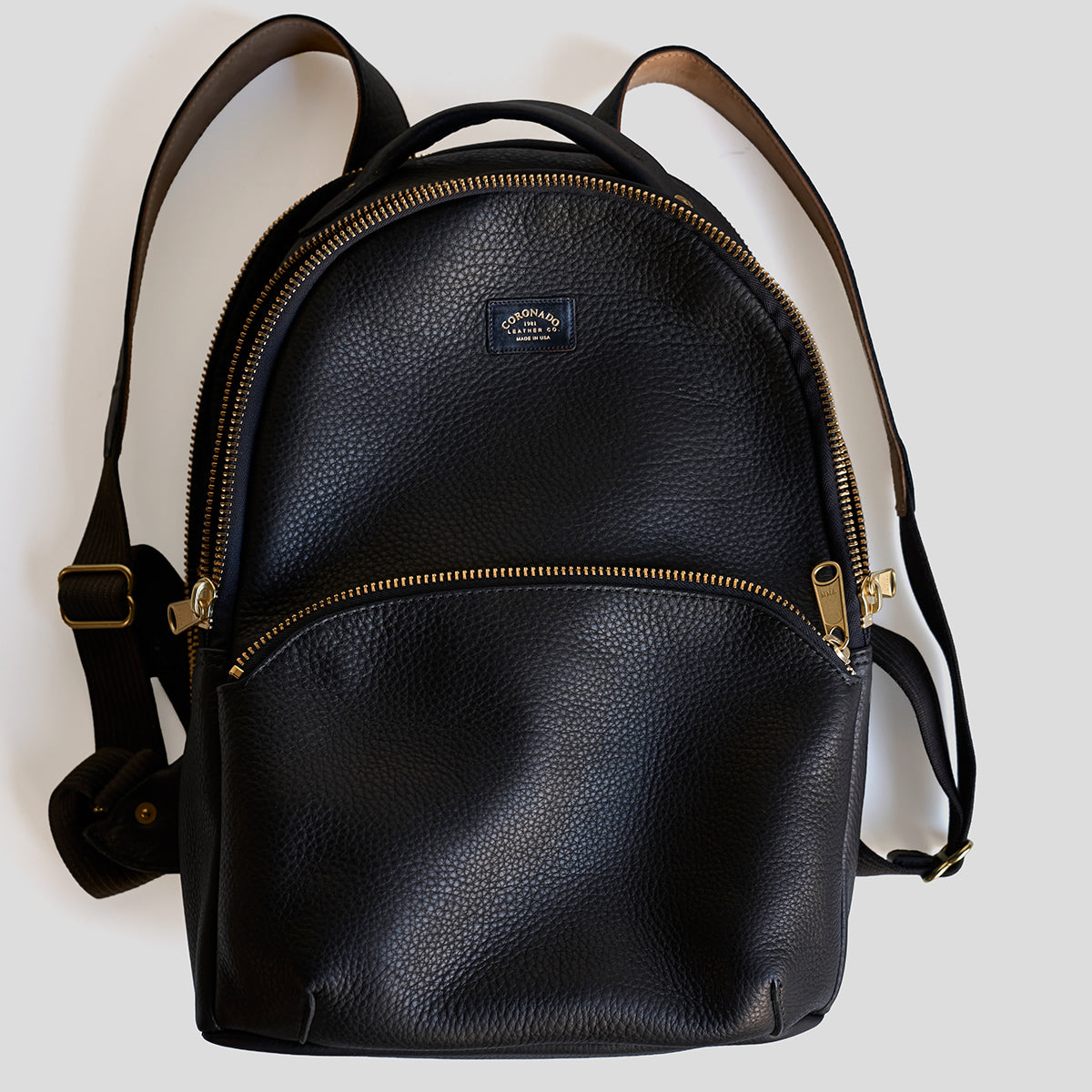 No.950 Clark II Backpack | Olive-Tanned Black Bullhide
