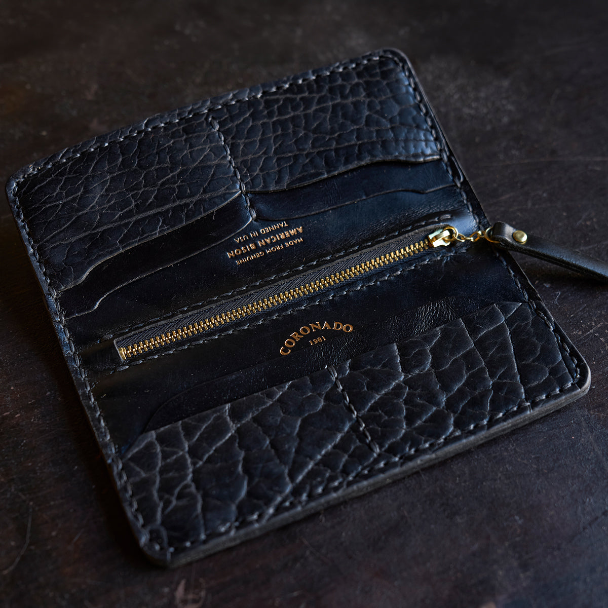 No.830 Long Wallet | Shrunken Bison Black