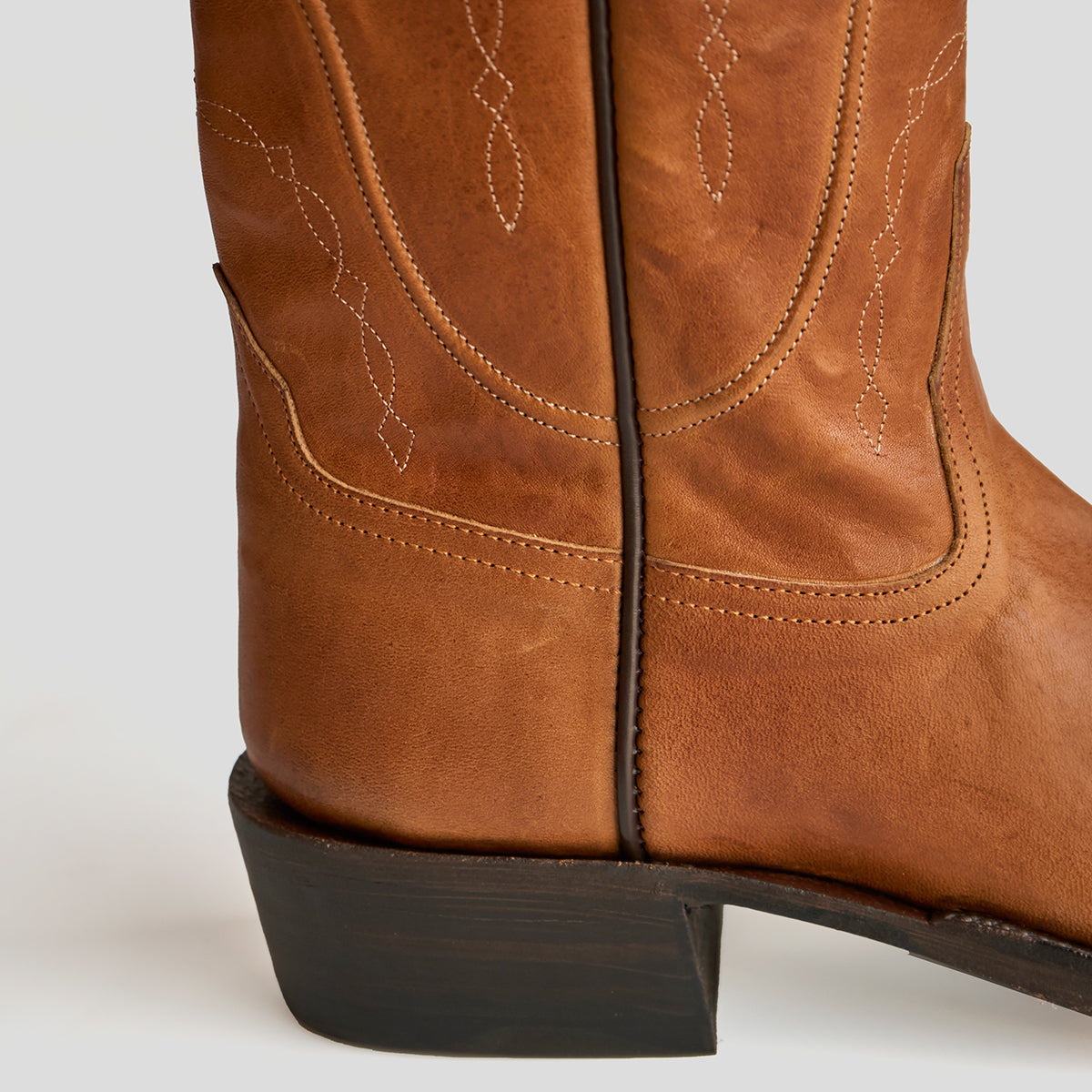 No.20 Classic J-Boot | Horween® Horsehide Tan