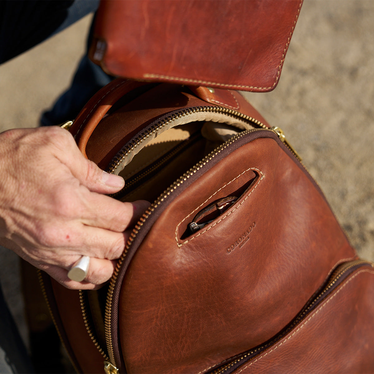 Clark Backpack No.952  |  LE CCW Saddle x20